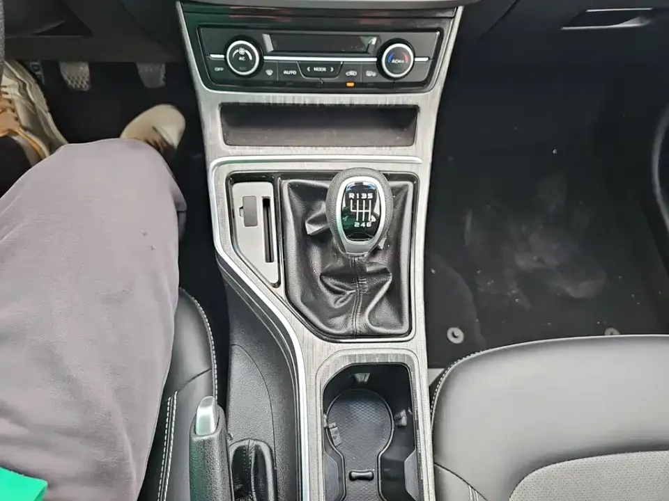 Geely Emgrand GS