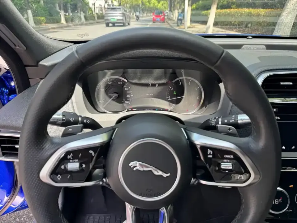 Jaguar XEL