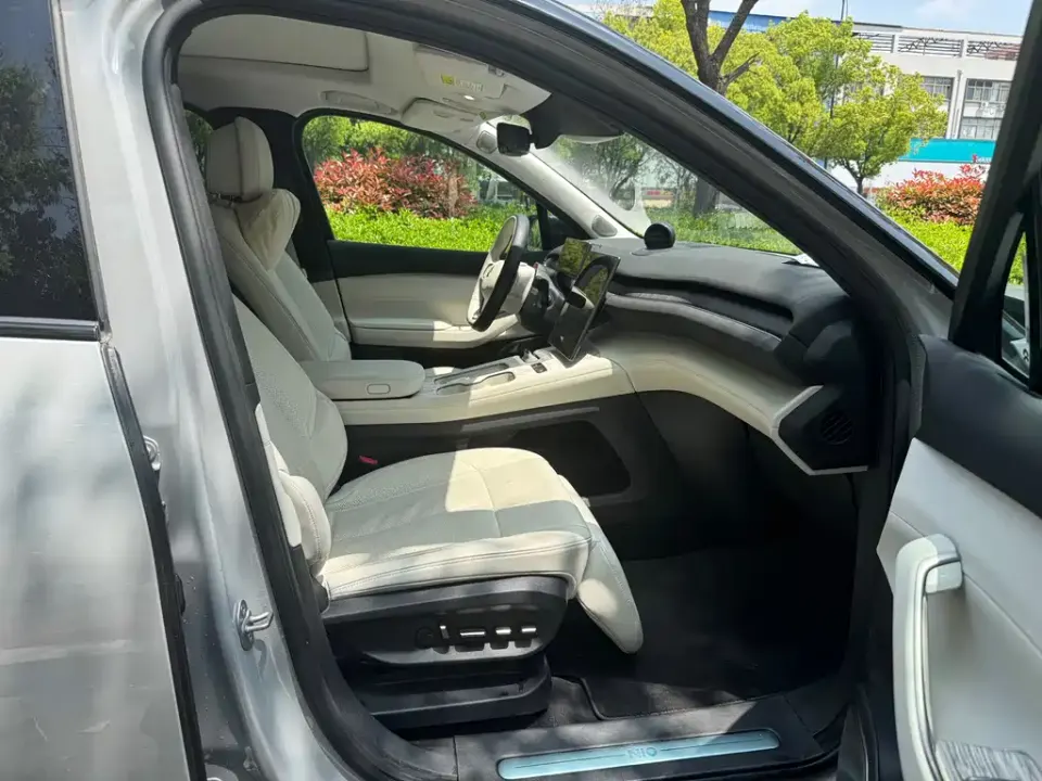 Nio ES7