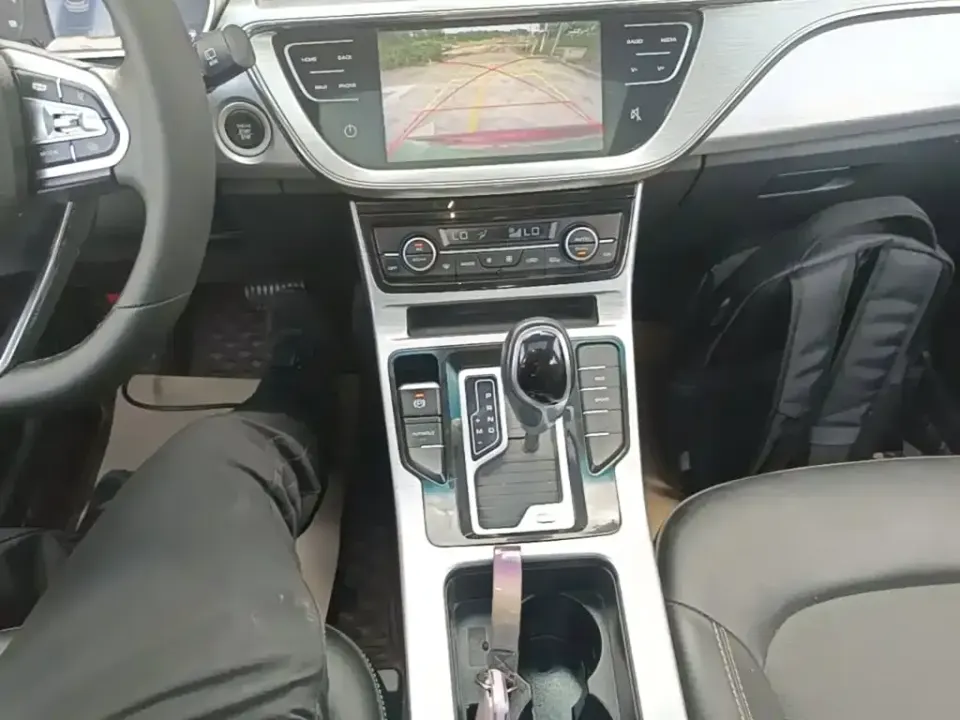 Geely Emgrand GS