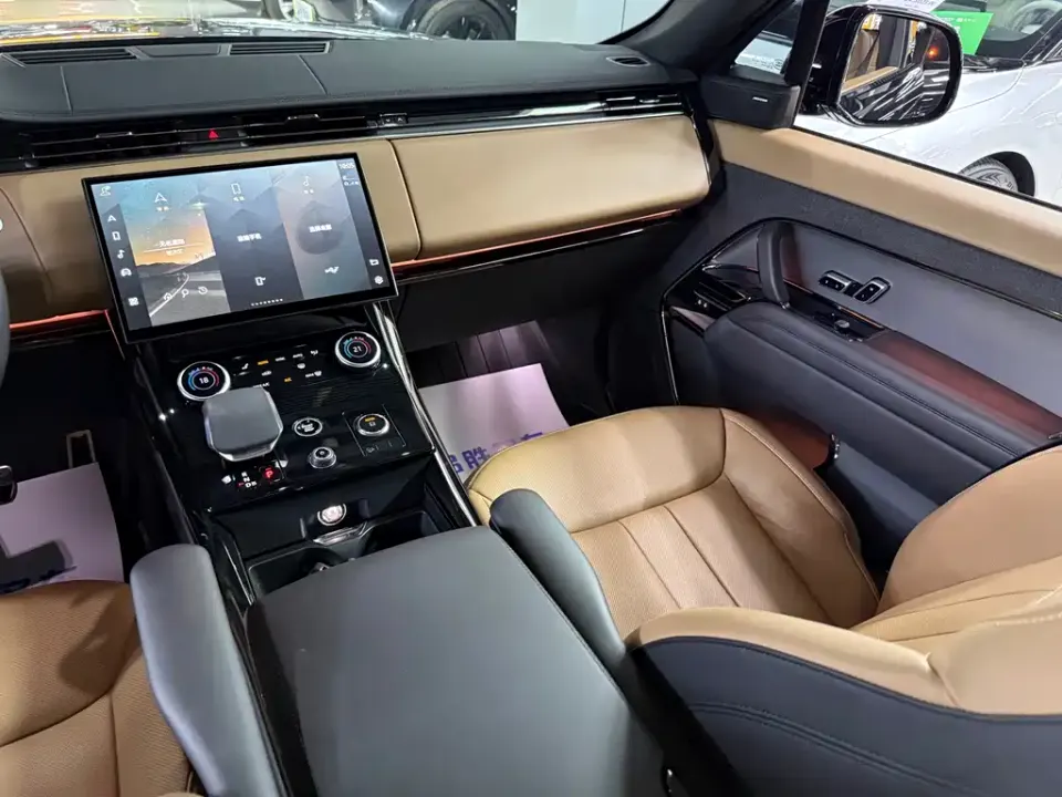 Land Rover Sport