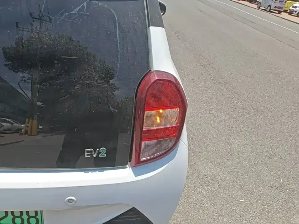 JMEV EV2