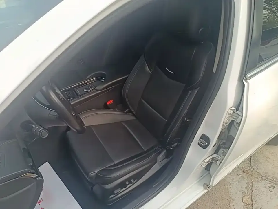 Cadillac ATS-L