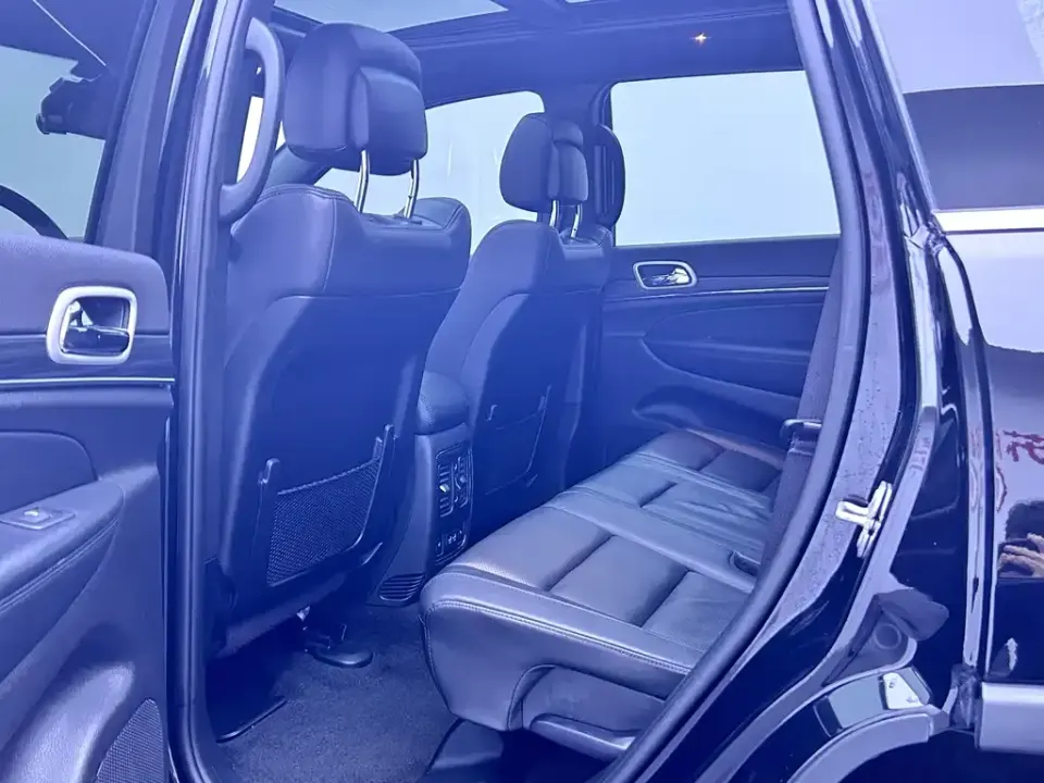 Jeep Grand Cherokee (Import)