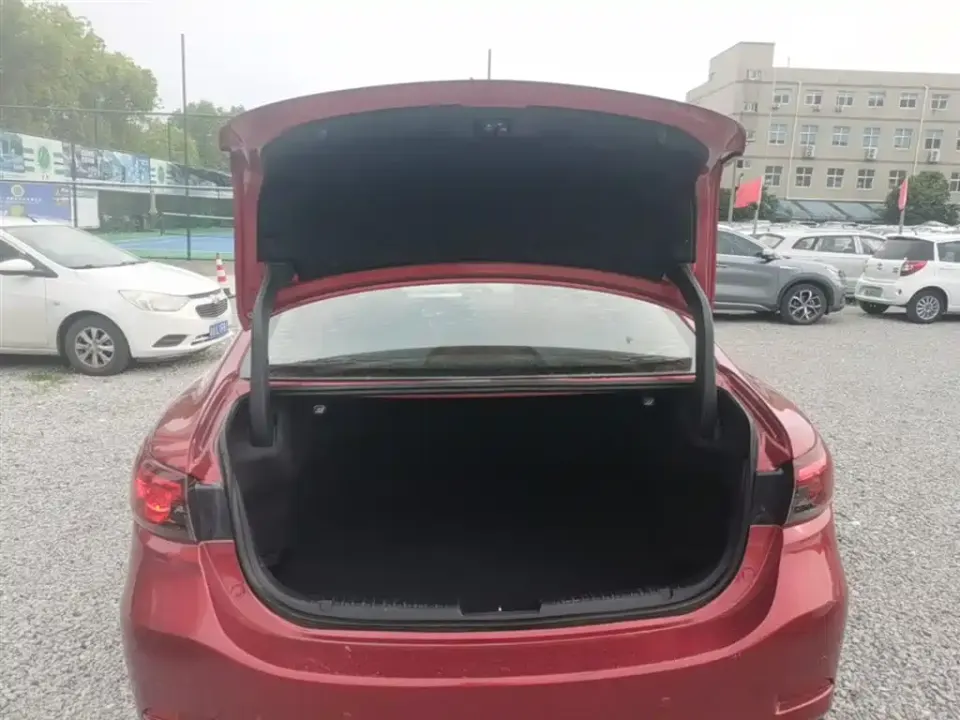 Mazda Atenza