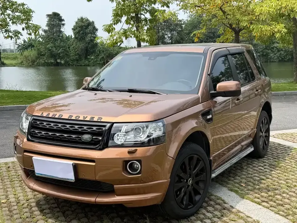 Land Rover Freelander 2