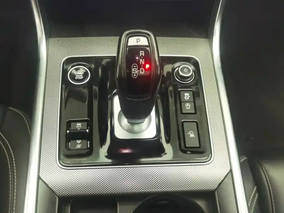 Jaguar XEL