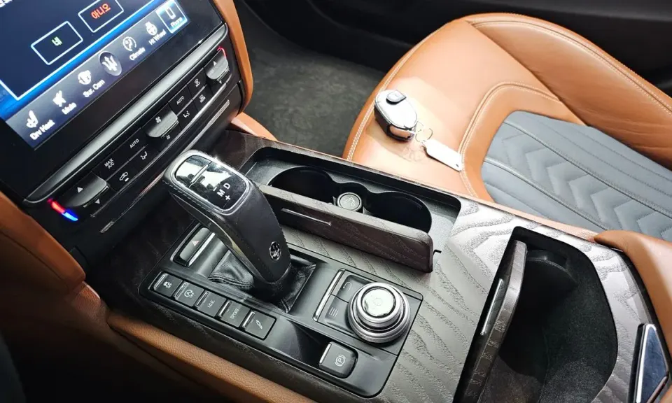Maserati Quattroporte