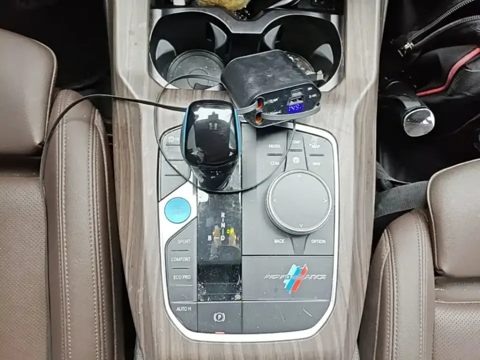 BMW iX3