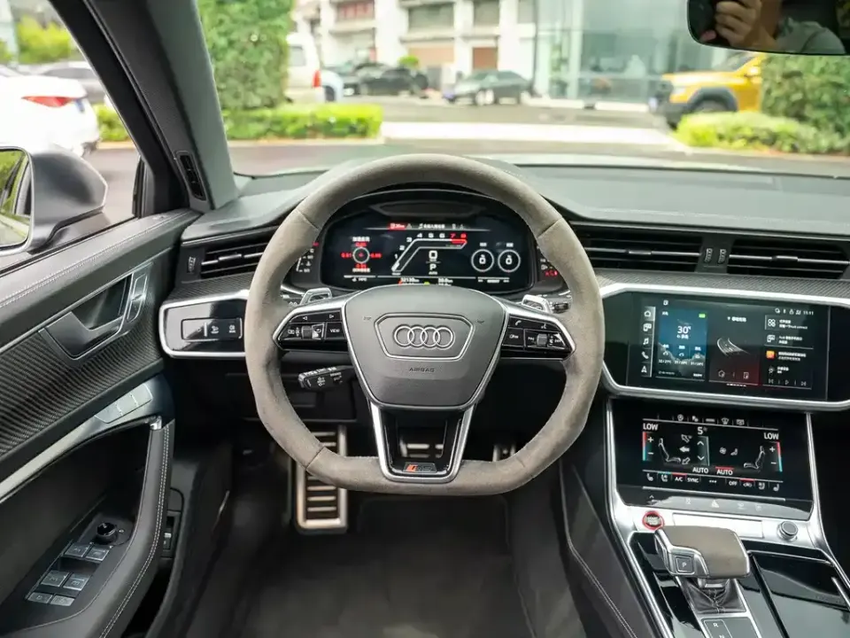 Audi RS 6
