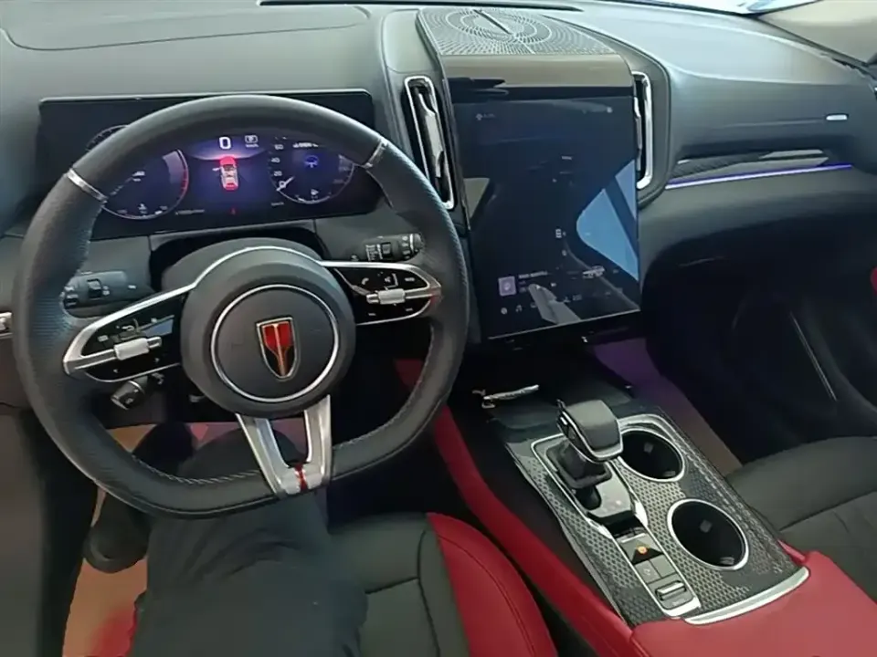 Hongqi Hongqi HS3