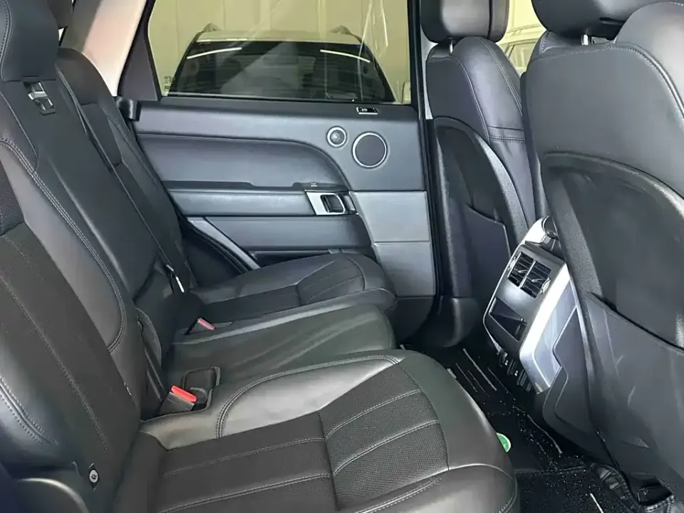 Land Rover Sport