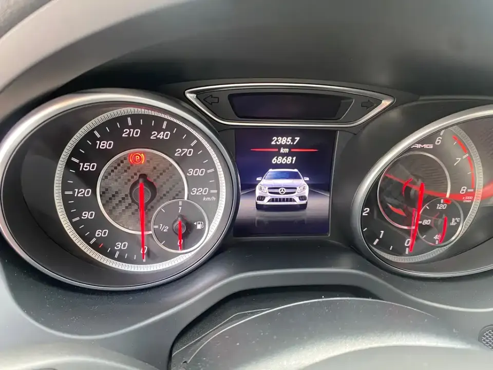 Mercedes-Benz GLA AMG