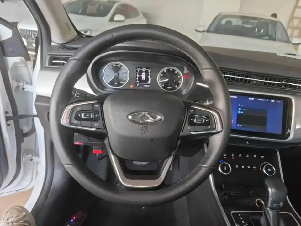 Chery Arrizo 5
