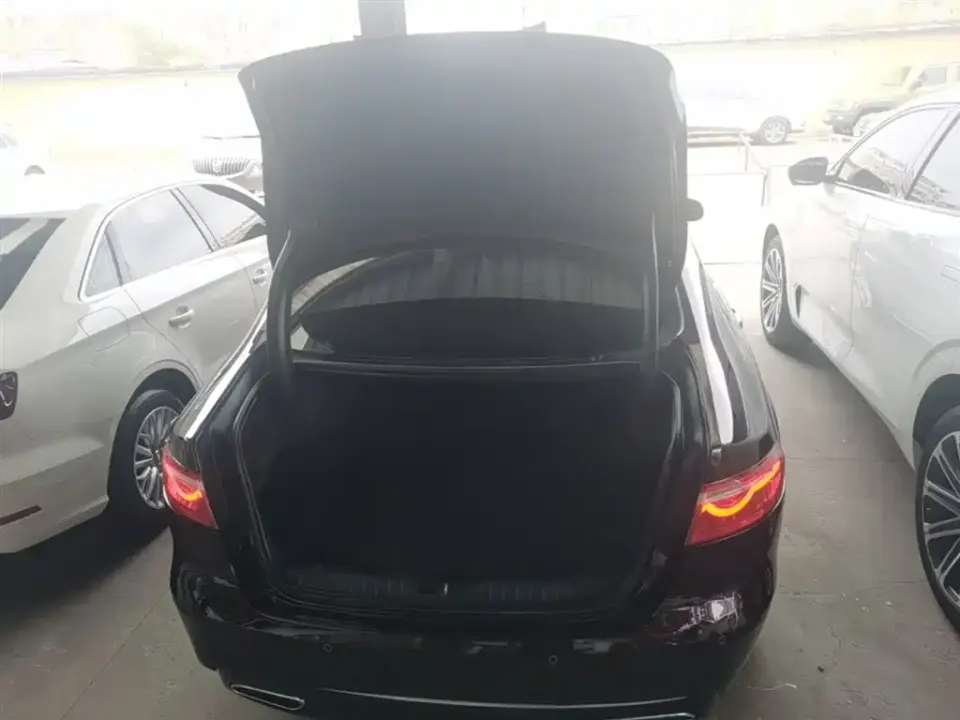 Jaguar XFL