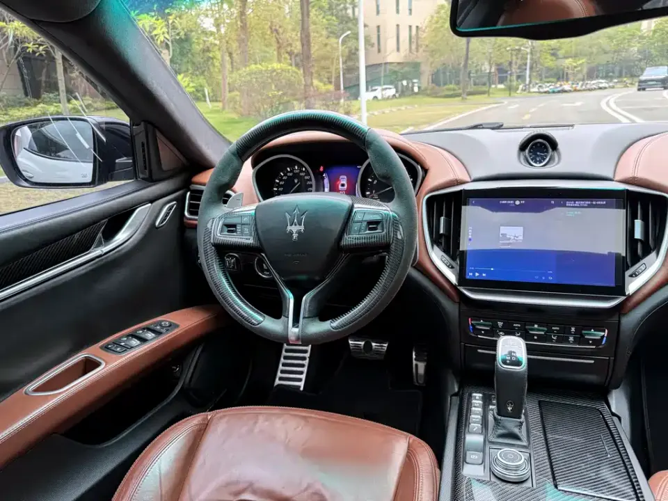 Maserati Ghibli