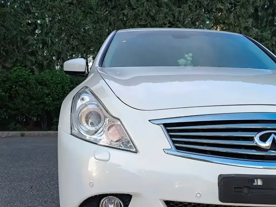 Infiniti G