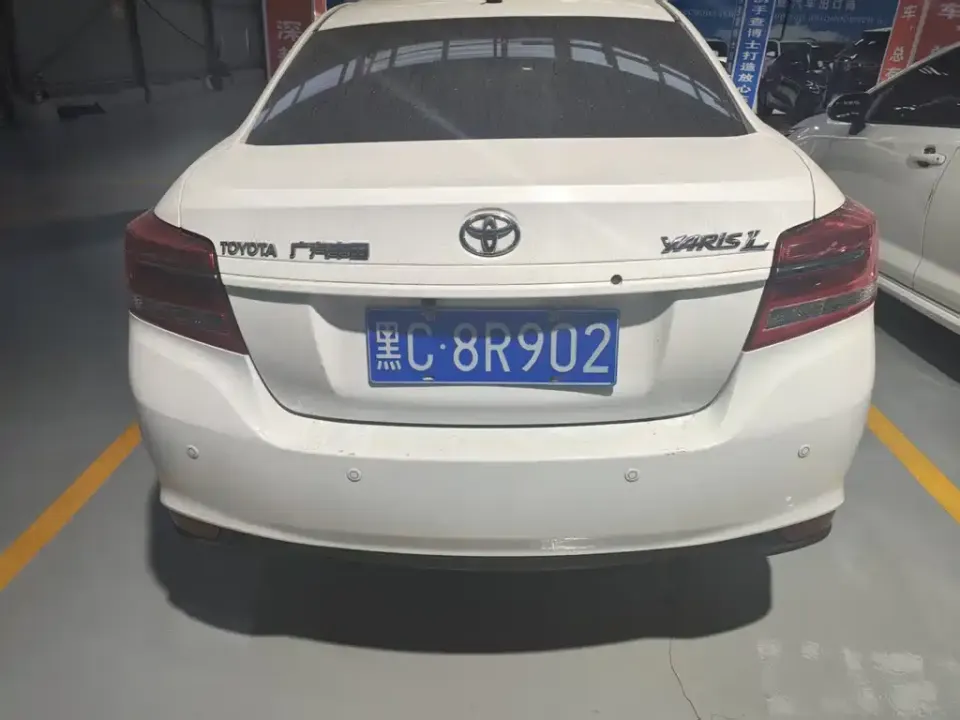 Toyota Yaris L