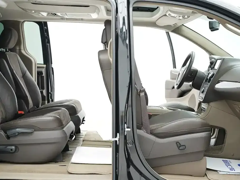 Chrysler Grand Voyager (Import)