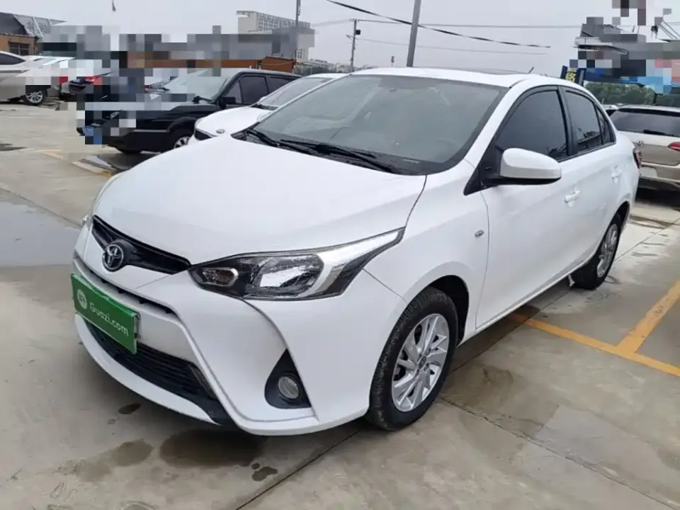 Toyota Yaris L