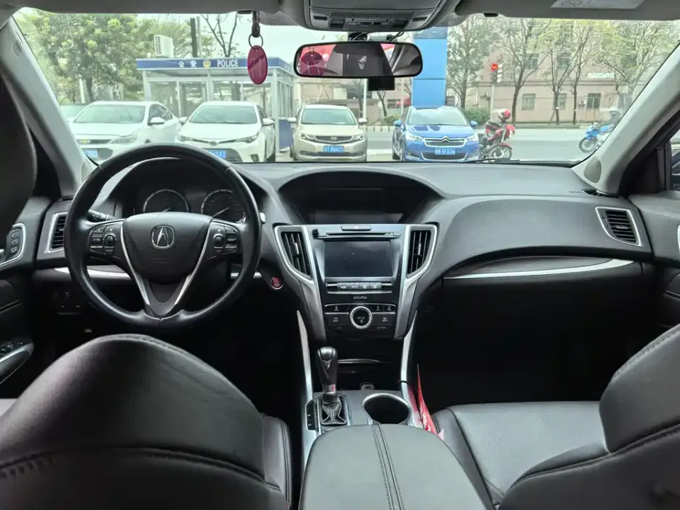 Acura TLX-L