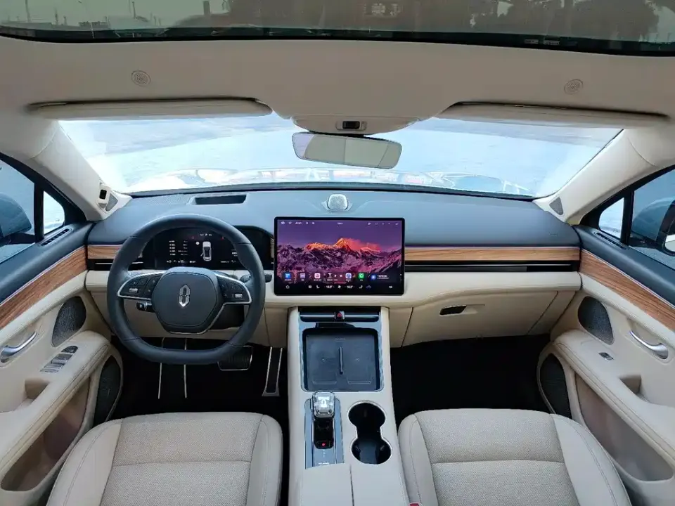 AITO AITO M5