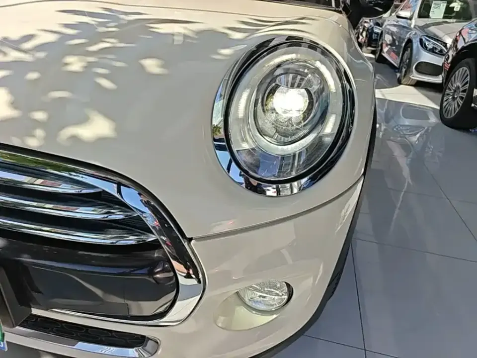 MINI Mini
