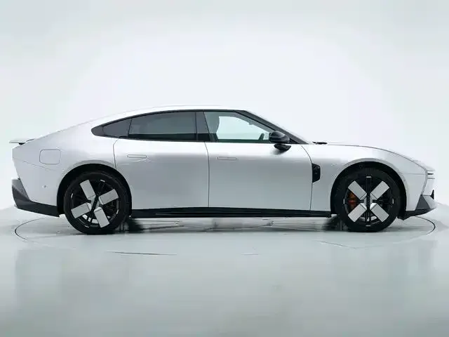 Xpeng P7