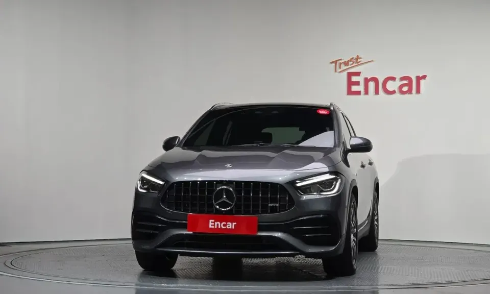Mercedes-Benz GLA-Class