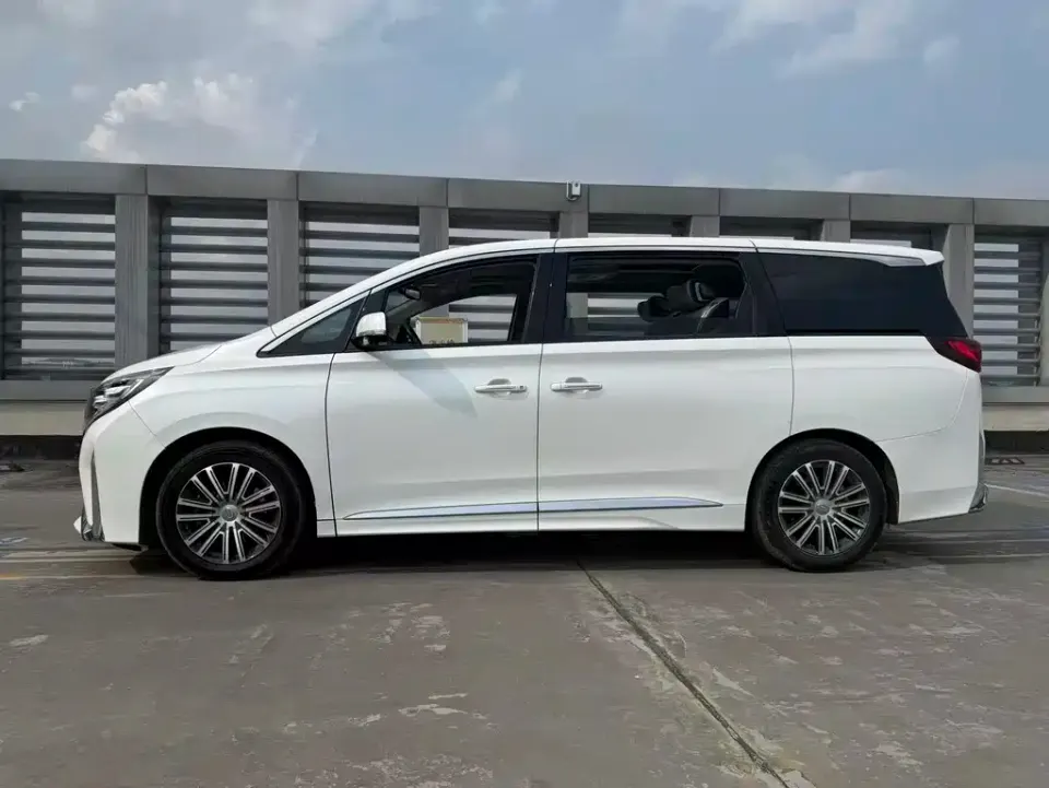 GAC Trumpchi M8