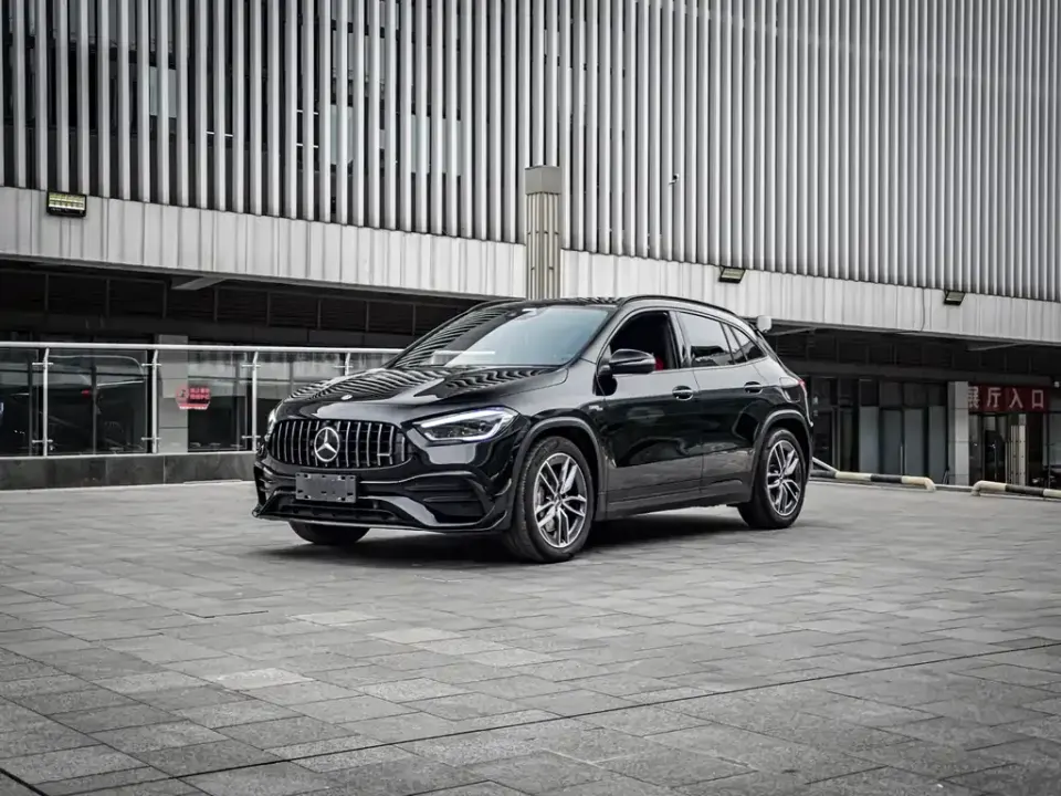 Mercedes-Benz GLA AMG