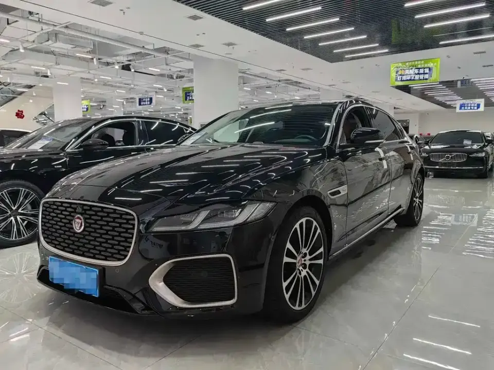 Jaguar XFL