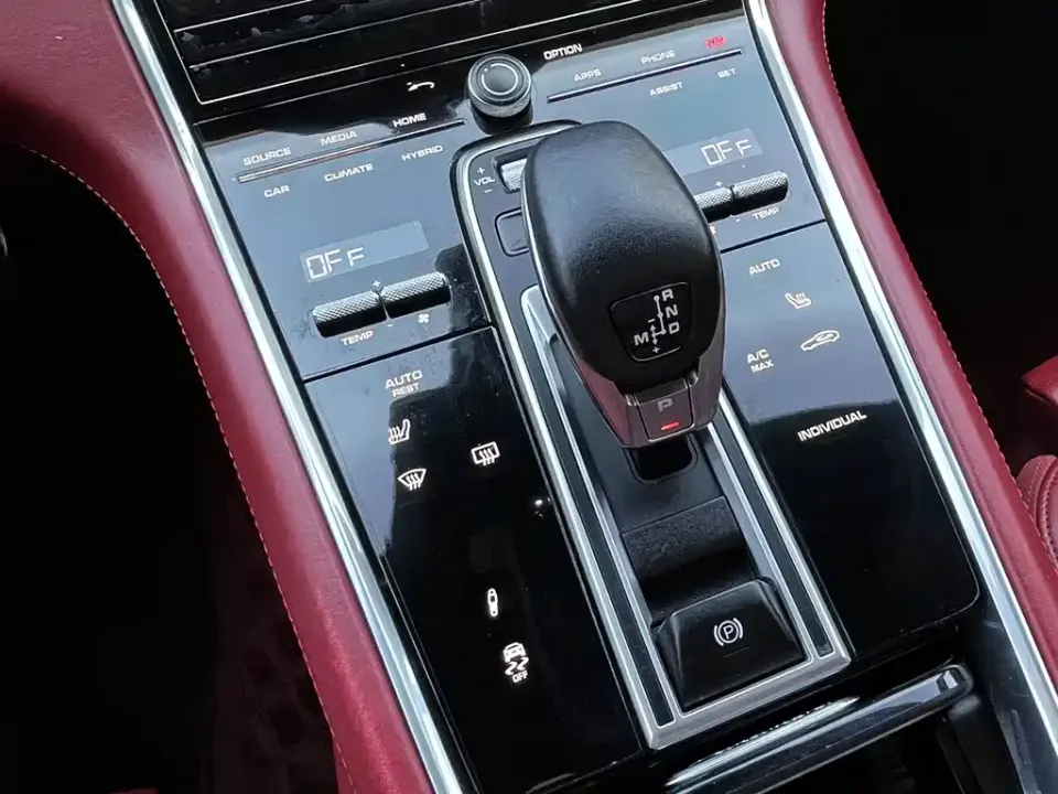 Porsche Panamera Hybrid