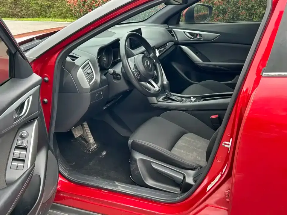 Mazda CX-4