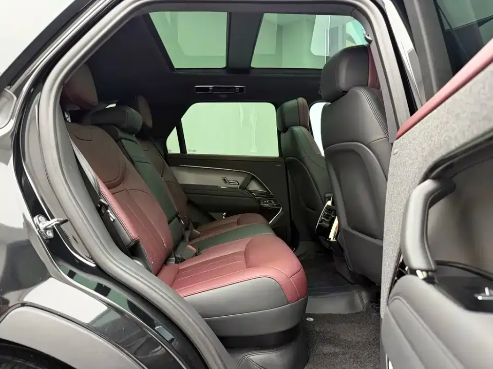 Land Rover Sport