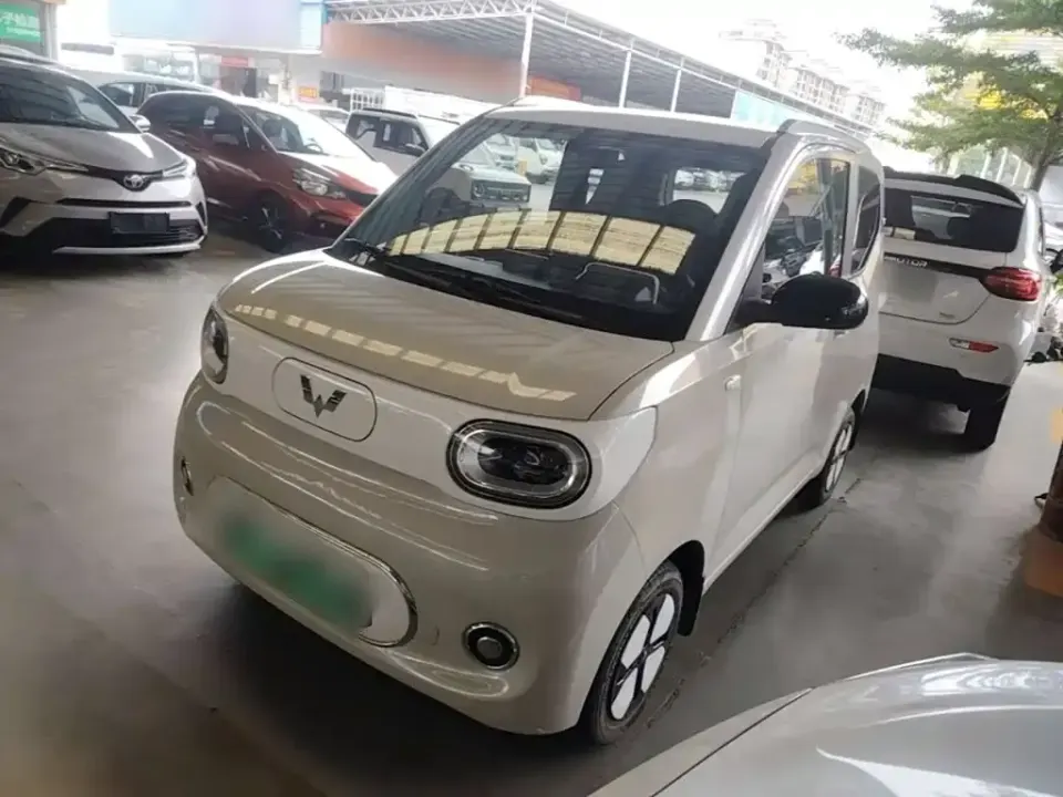 Wuling MINIEV