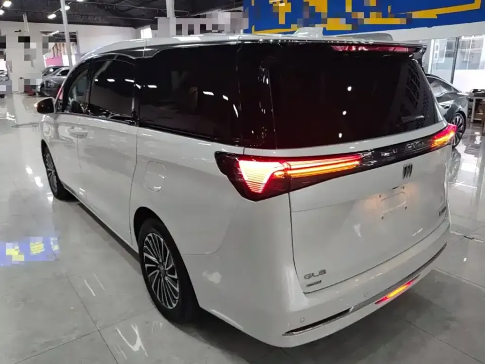 Buick GL8 Hybrid
