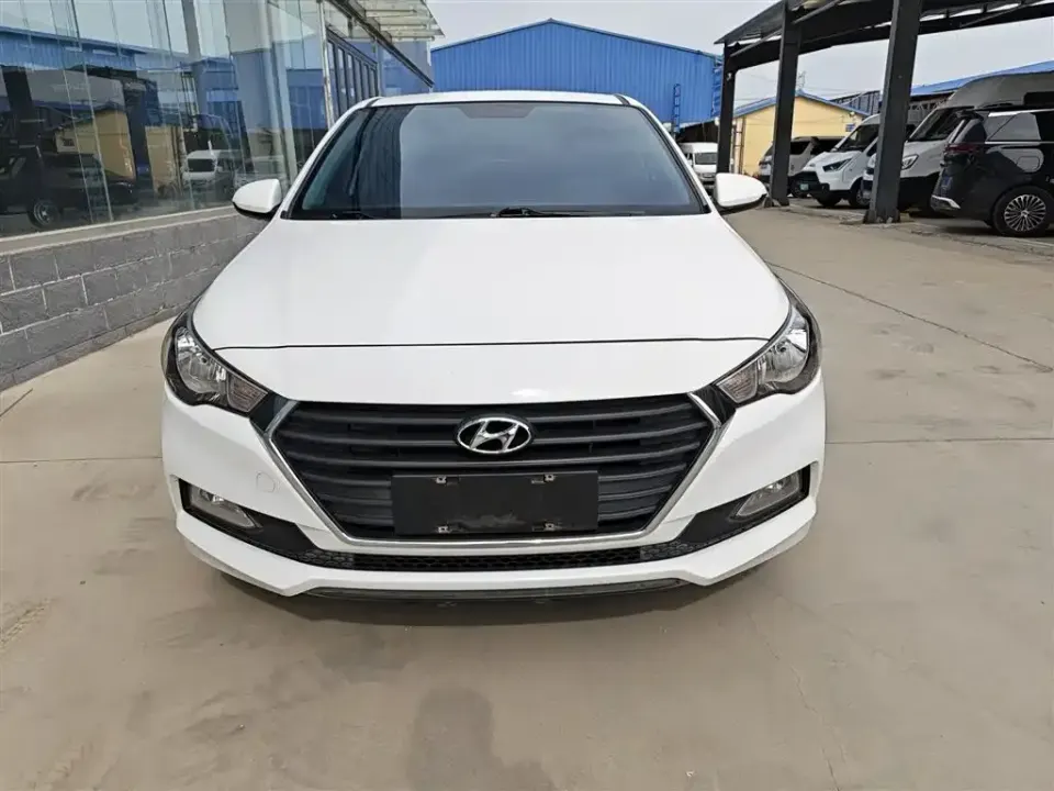 Hyundai Verna