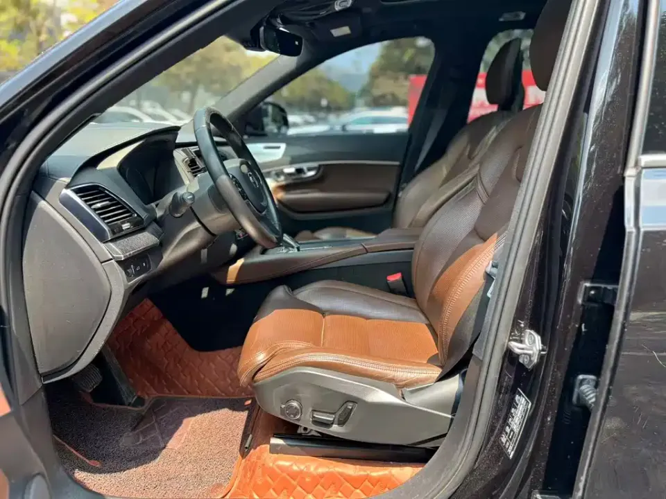 Volvo XC90 PHEV