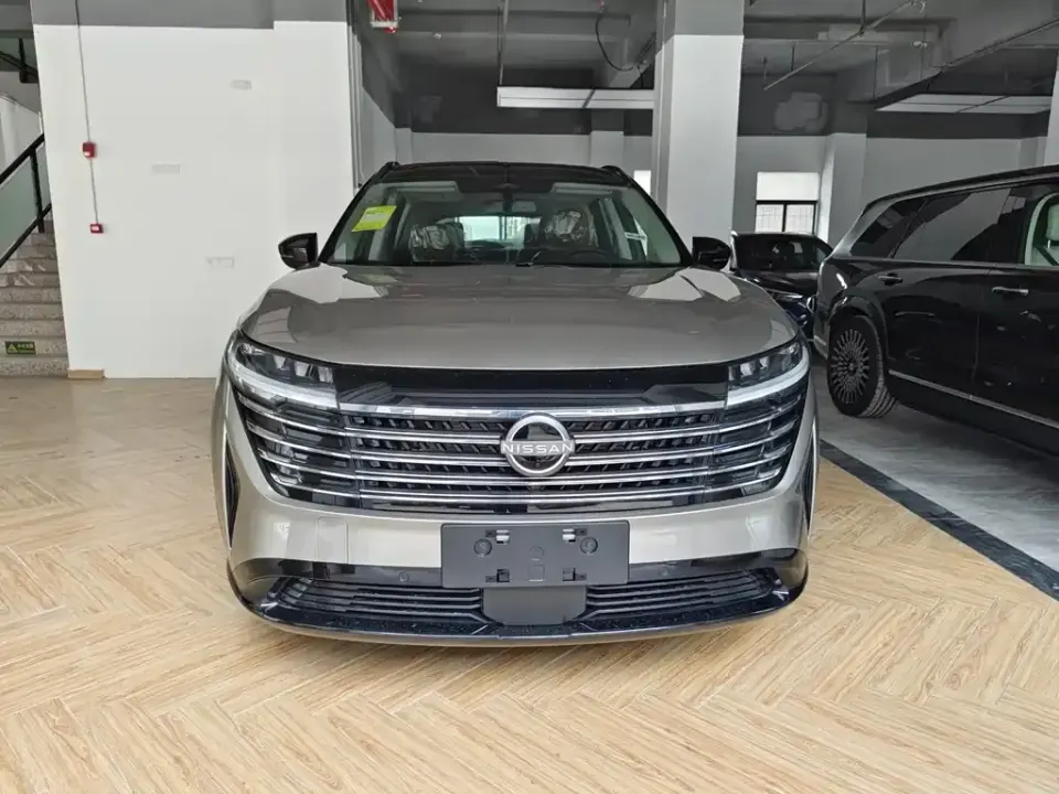Nissan Teramont
