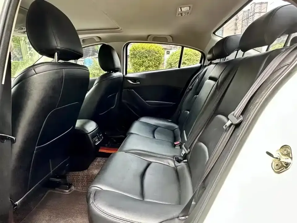 Mazda 3 Axela