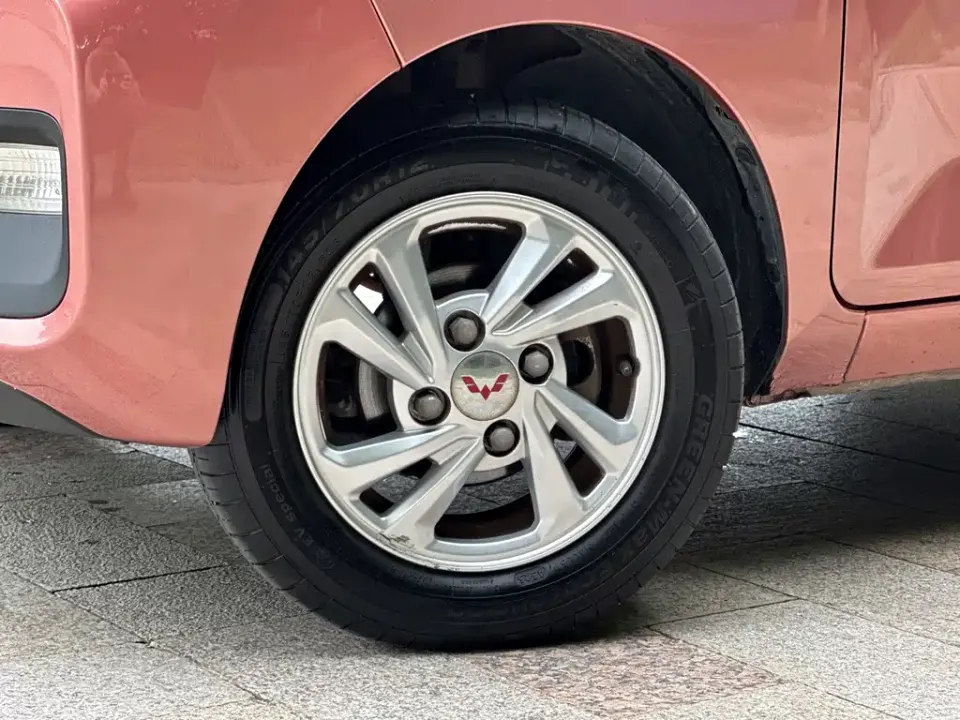 Wuling MINIEV