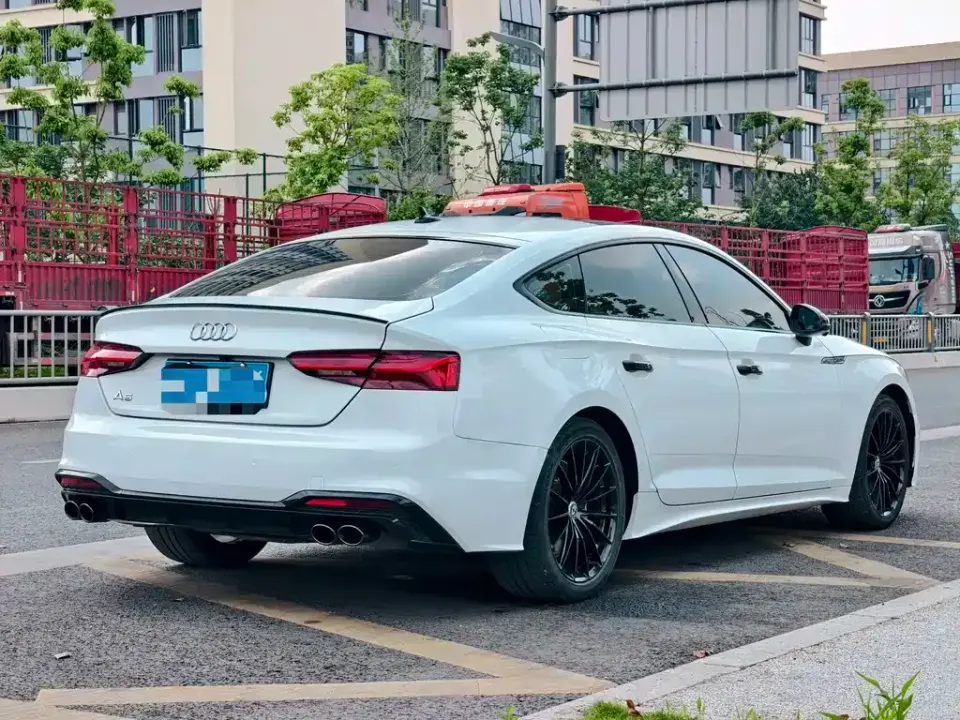 Audi A5 (Import)