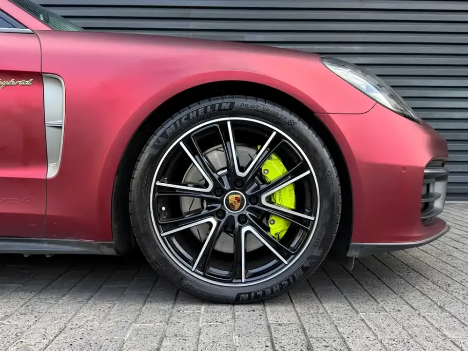 Porsche Panamera Hybrid