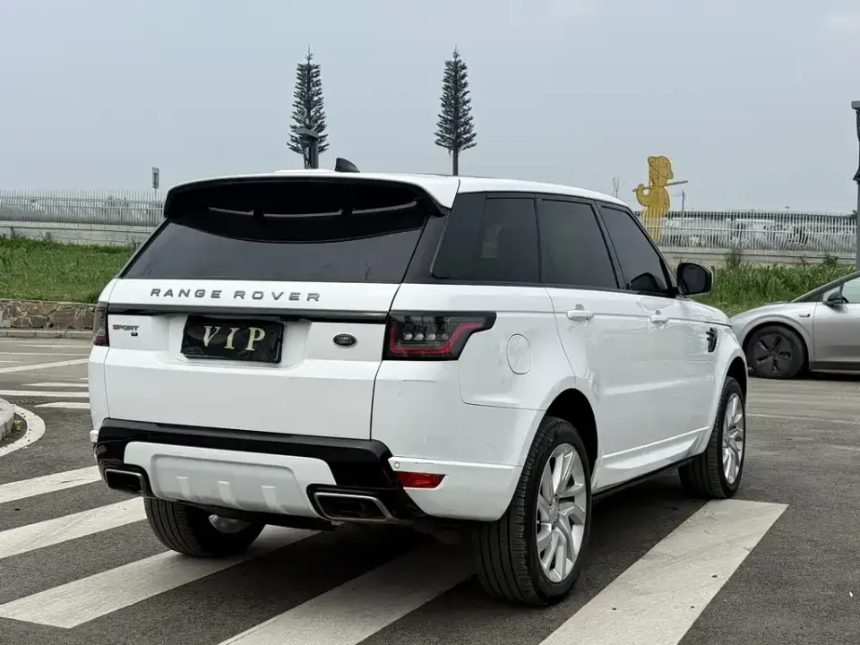 Land Rover Sport
