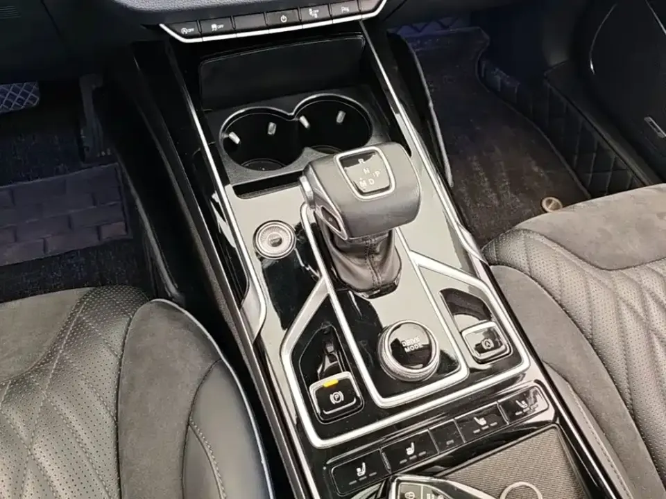 Hongqi Hongqi HS5