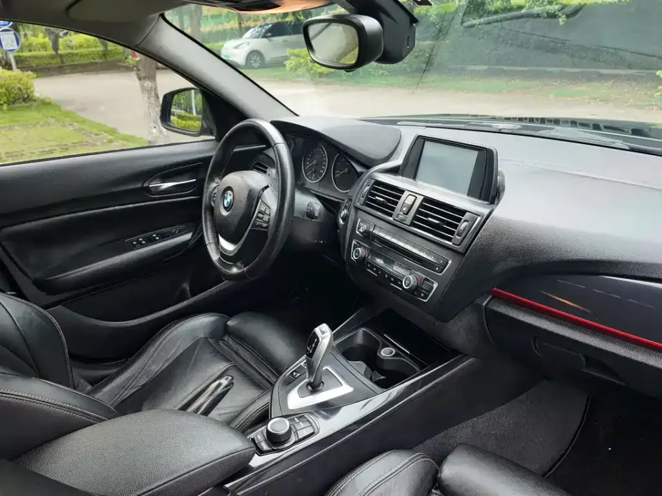 BMW 1 Series (Import)