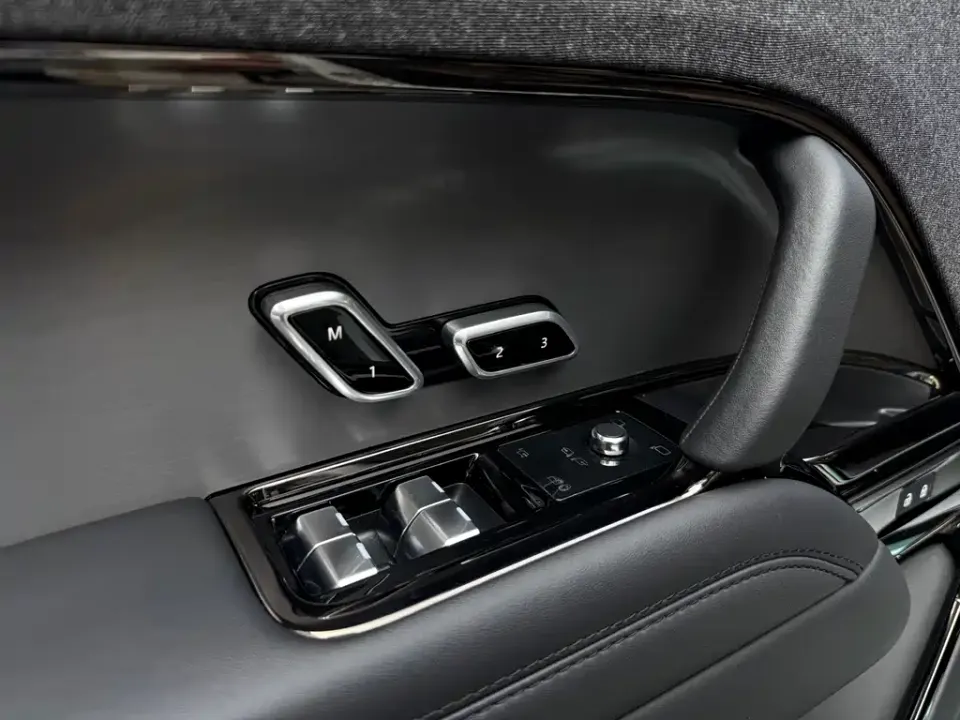 Land Rover Sport