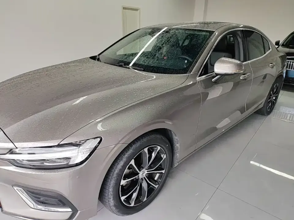 Volvo S60