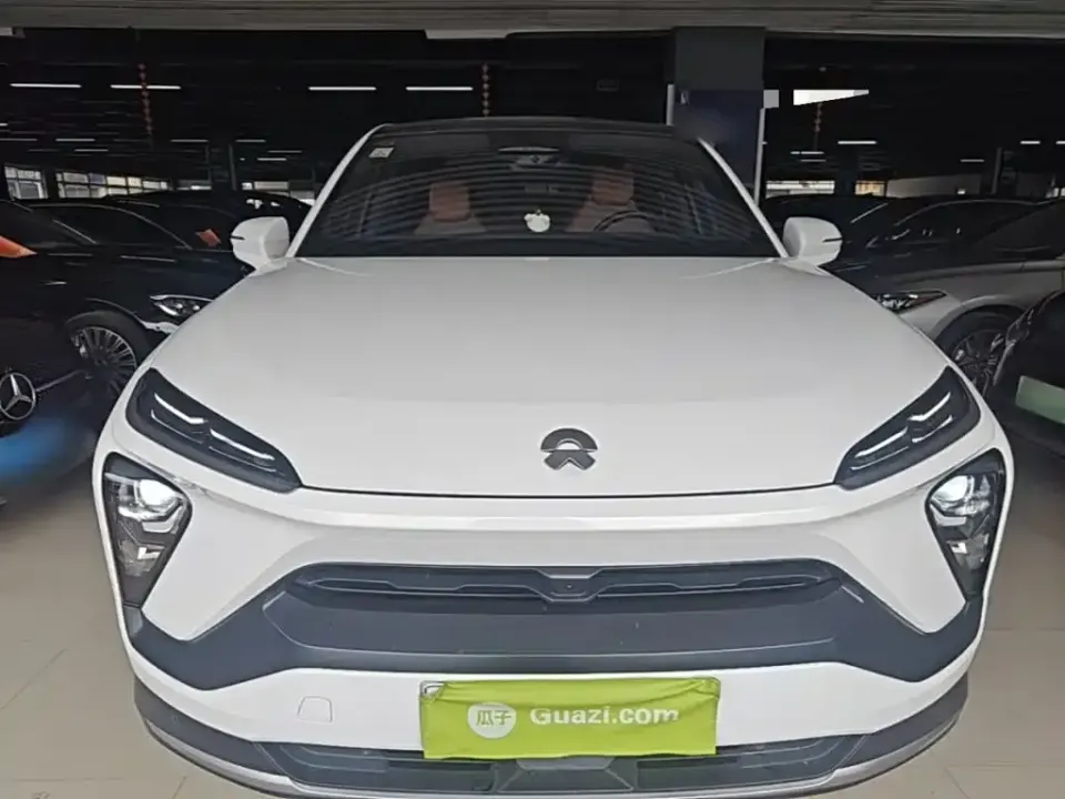 Nio EC6